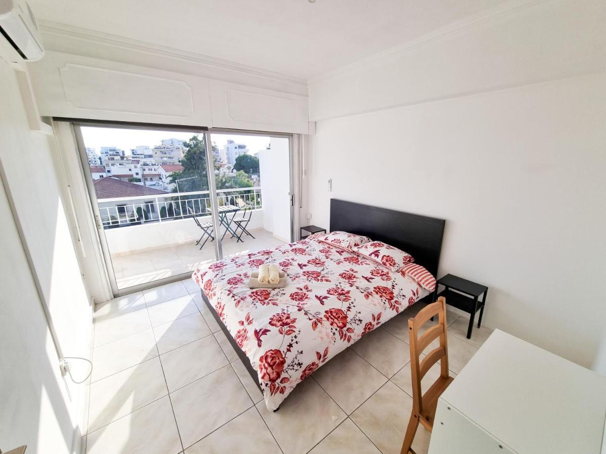 City View Rooms Larnaca Esterno foto